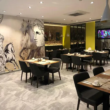诺克斯套房酒店